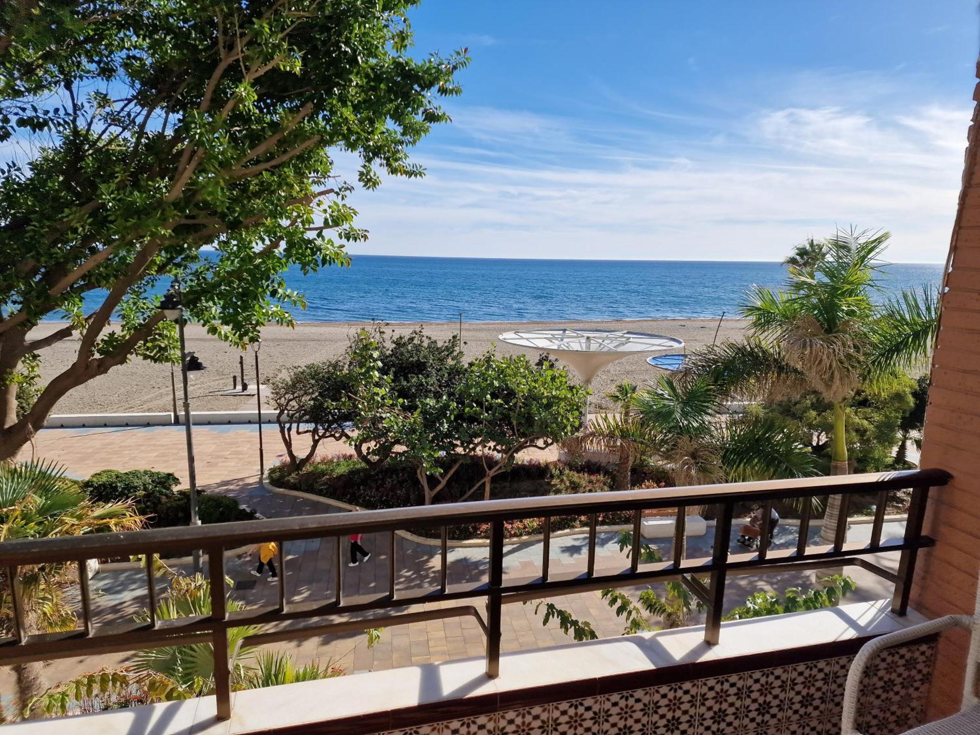 Estepona Playa Eksteriør billede